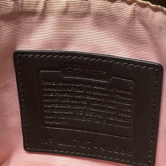 *SOLD* Coach crossbody purse - Picture 2 of 12